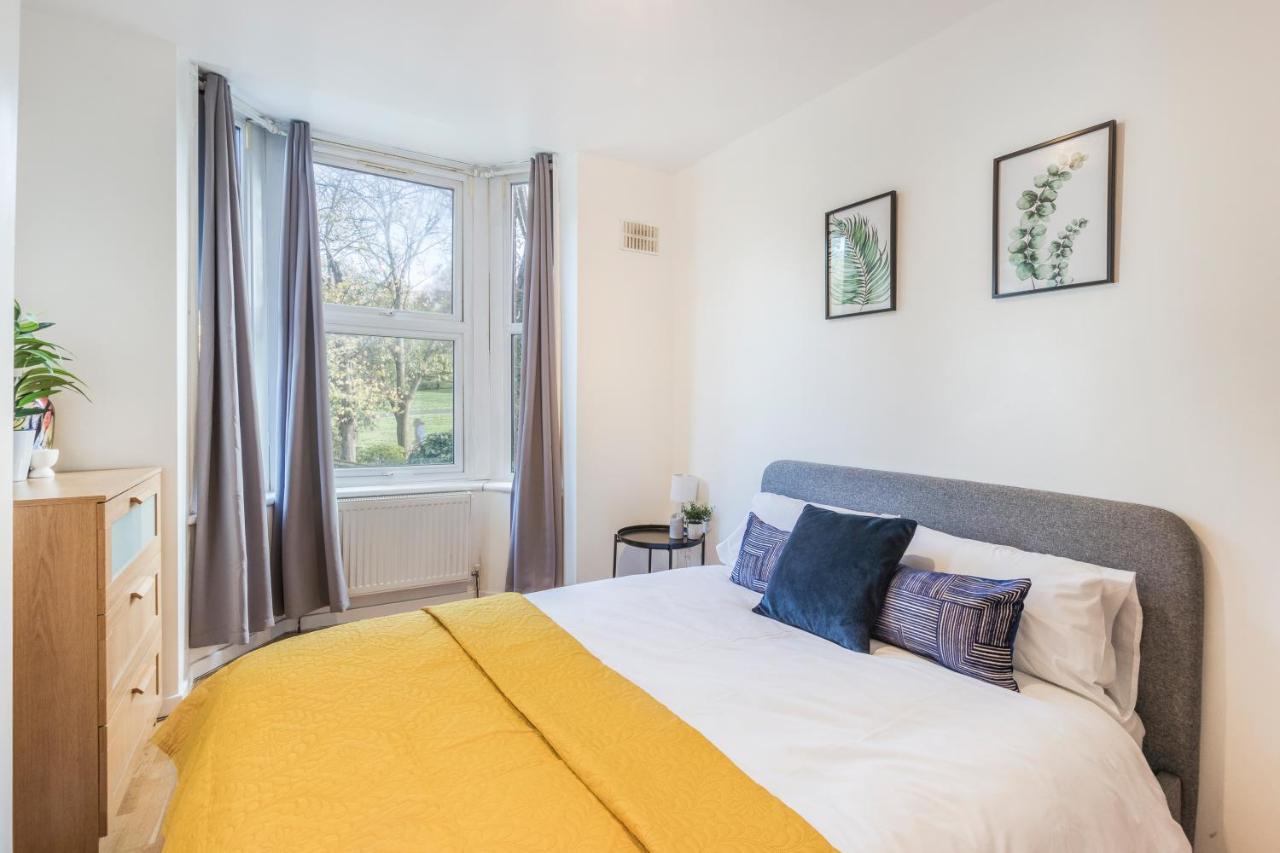 Apartments In Brixton Next Door To Brockwell Park London Bagian luar foto